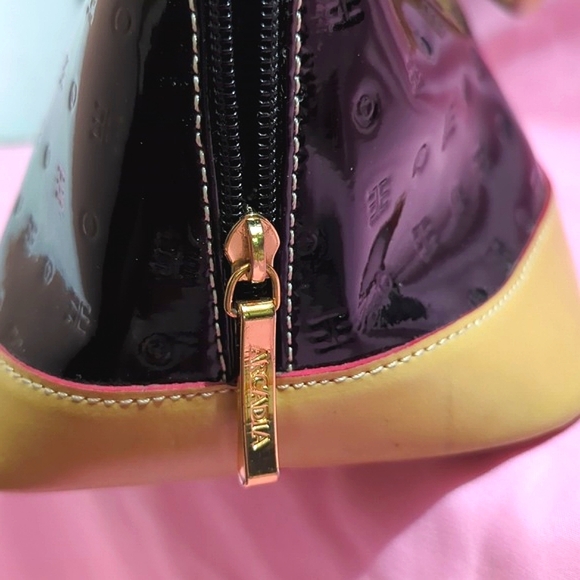 Black Patent Leather Handbag, Arcadia - Made in Italy. - Picture 4 of 16